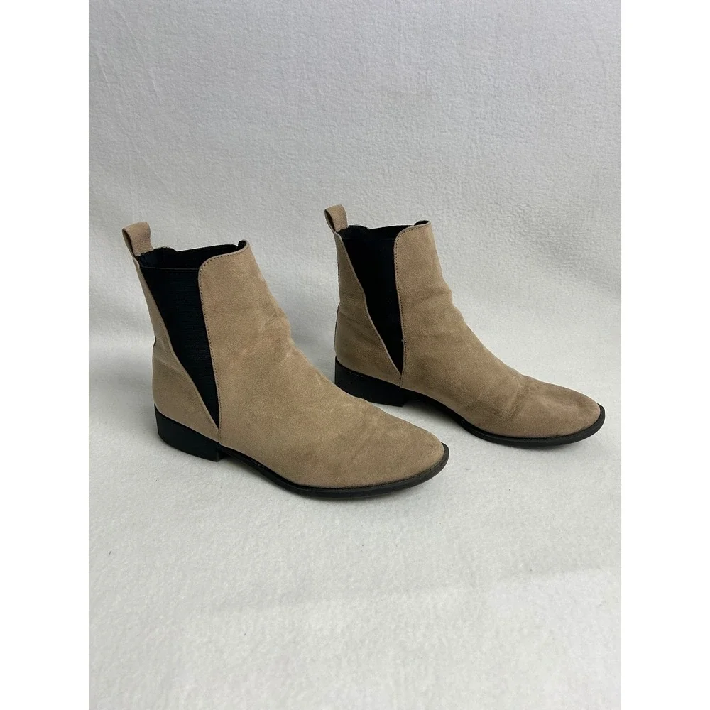 Minimalist Lulus Women 9 Tan Suede Chelsea Ankle Boots Low Block Heel Almond Toe